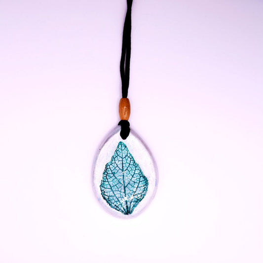 Terra Cotta Pendant with adjustable chain (Silver and Green Leaf)